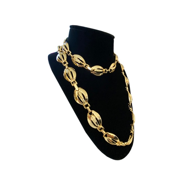 10 golden tone bracelets sets - Picture 5 of 5